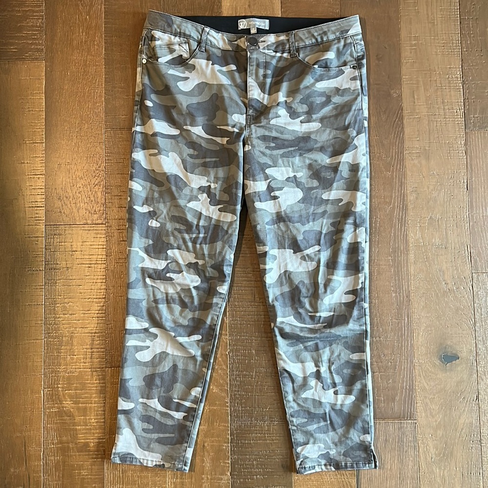 Women's Wit & Wisdom Ab Solution Pants Sage Gray Camo High Rise Ankle Skimmer 14